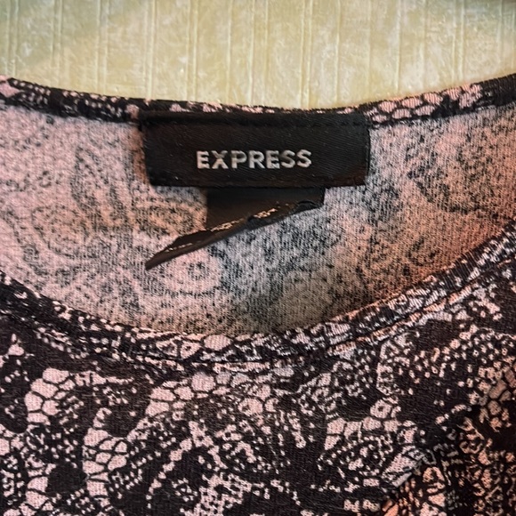 Top - Picture 2 of 2